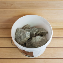 Камень Жадеит колотый 80х100 мм (средняя) ведро 20 кг. 