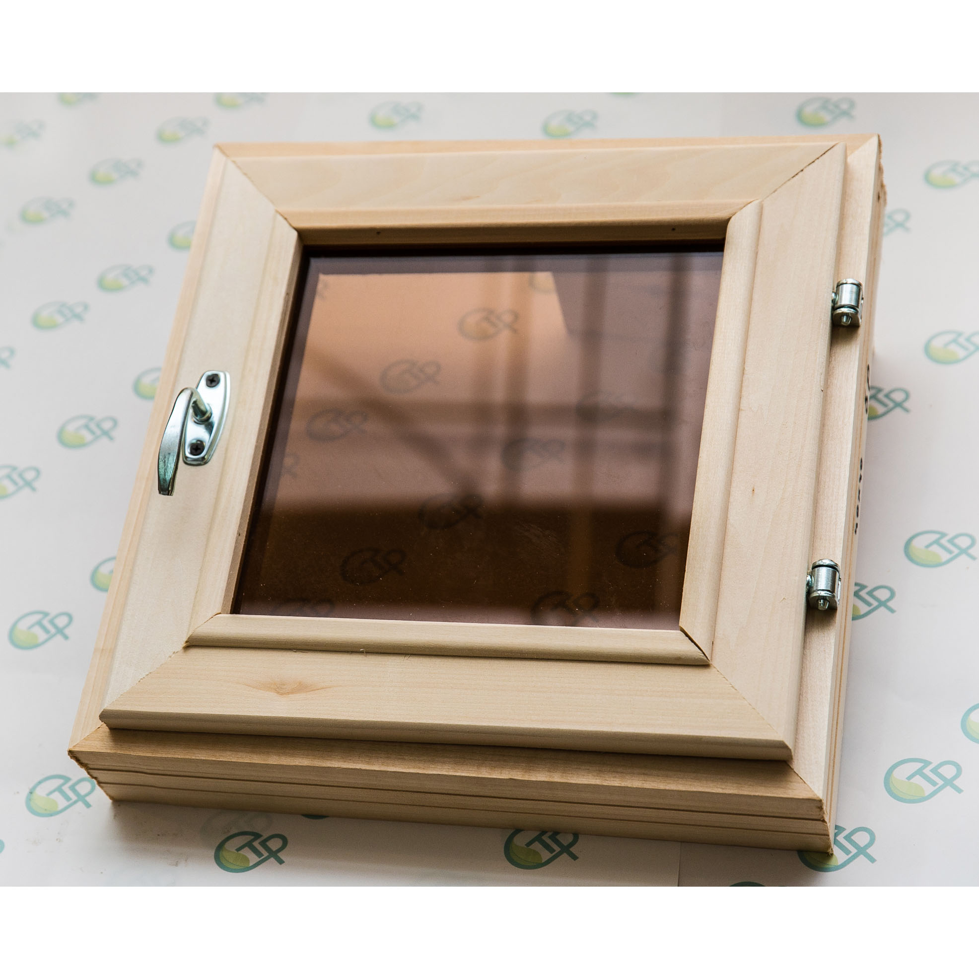 Окно (форточка) 600х700 липа (тонированный стеклопакет)